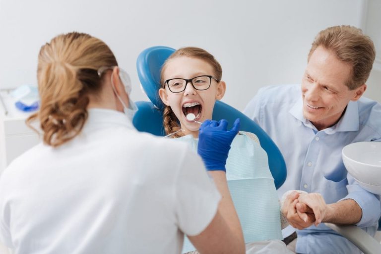 5 Mistakes People Make When Choosing a Shelby Township Family Dentist