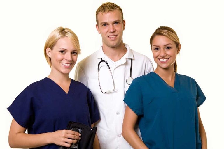 How to Become a Remote Medical Assistant