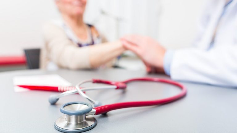 Pain Management Specialists: Key Players In The Battle Against The Opioid Crisis